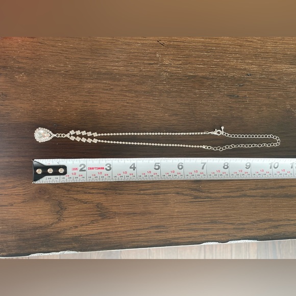 Fashion Crystal Necklace and Earrings set - Picture 6 of 7